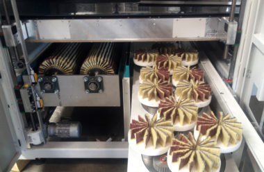 Bottom Sander with disc aggregate / double brush combination